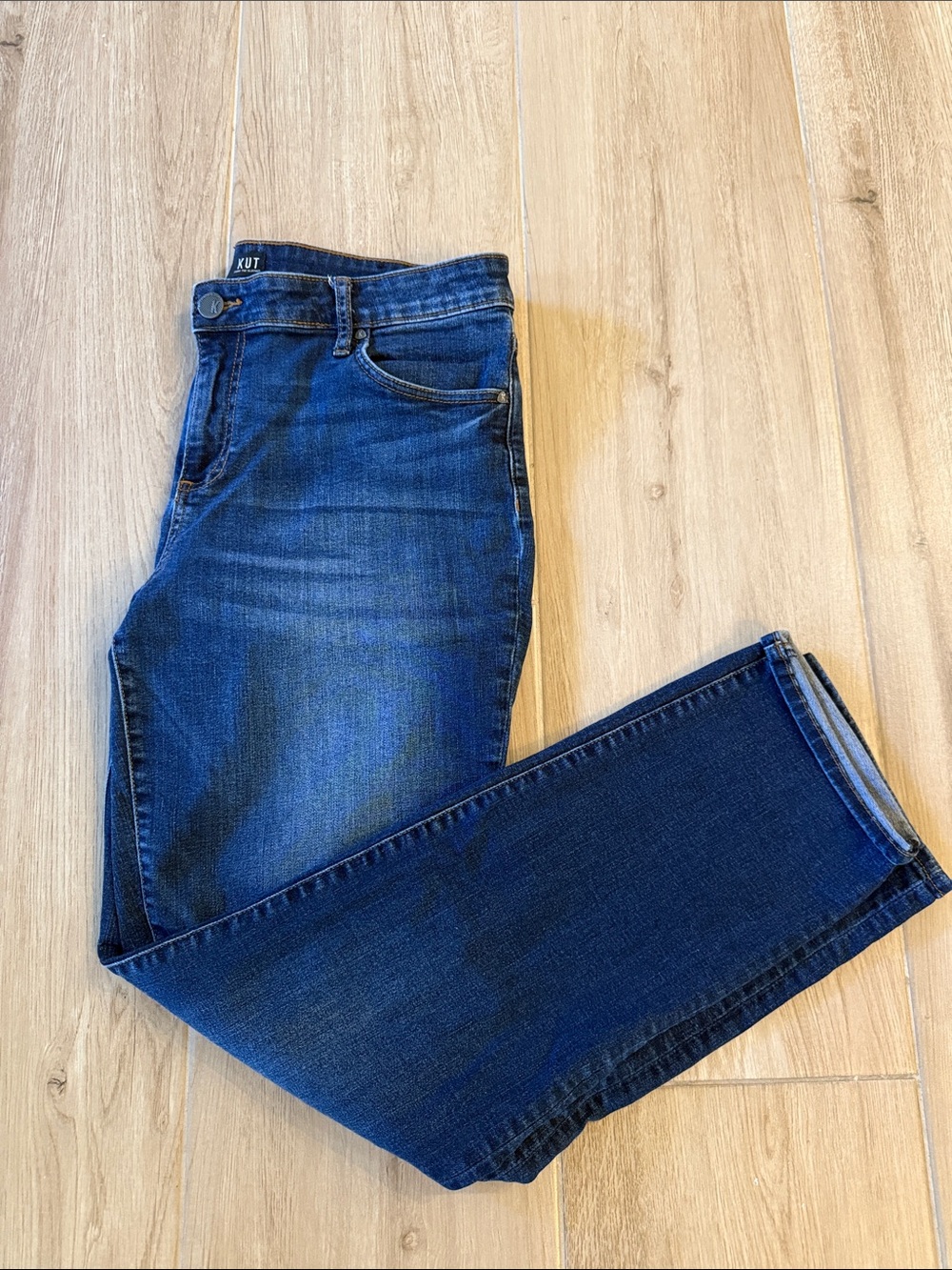 KUT from the Kloth Catherine mid rise boyfriend jeans